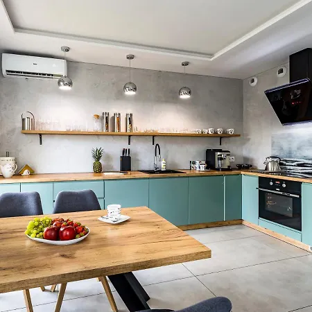 Apartment Przystan Yellow *