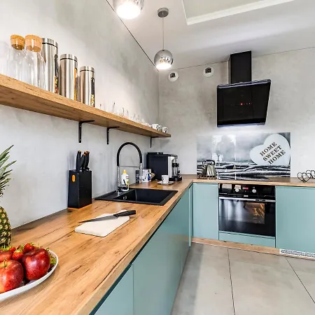 Przystan Yellow Apartment