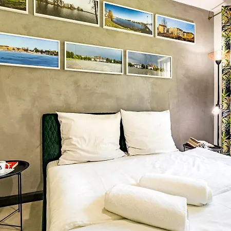 Przystan Yellow * Iława